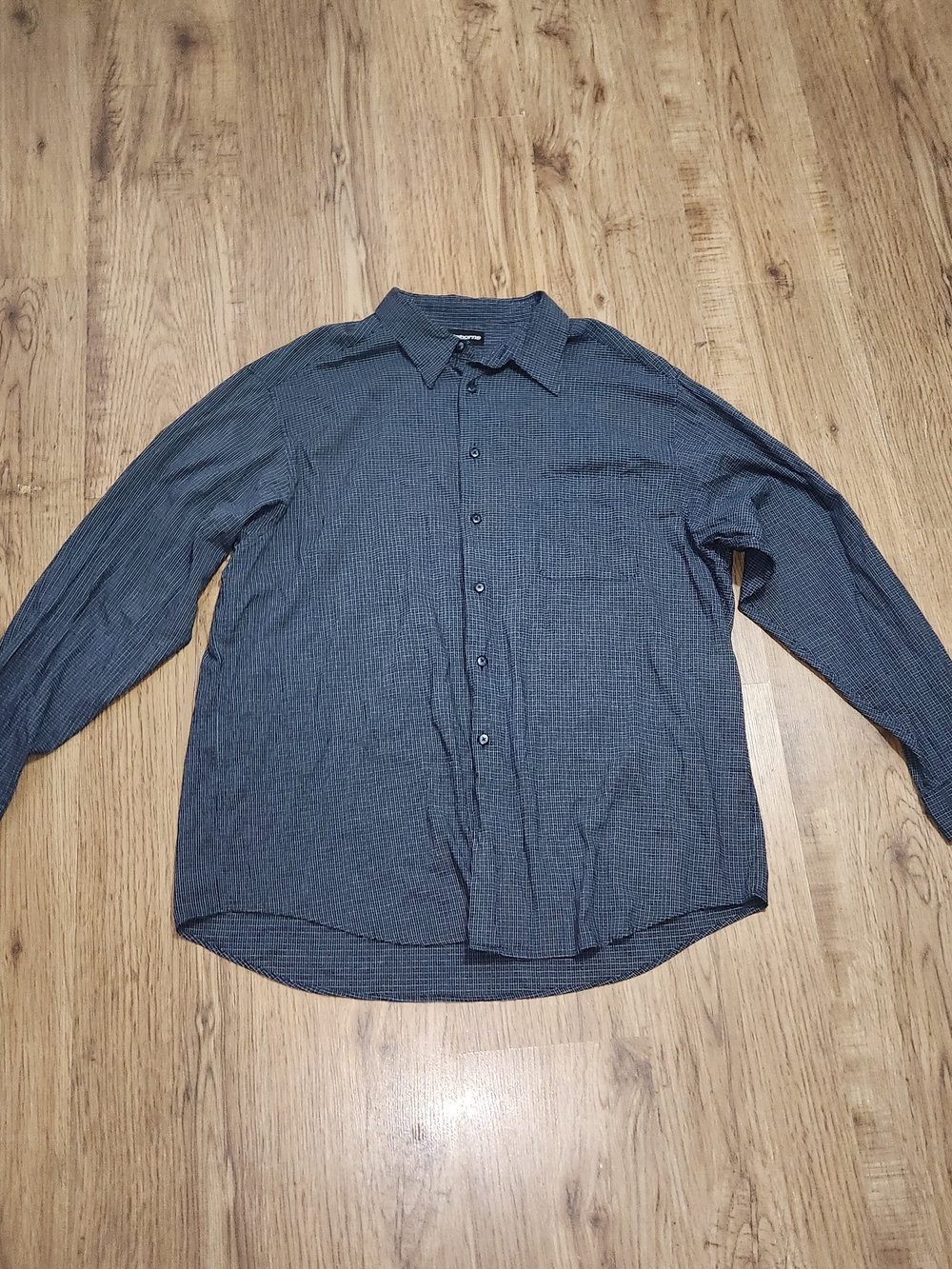 Claiborne Men's Navy and Gray Check Long Sleeve Button-Up Shirt